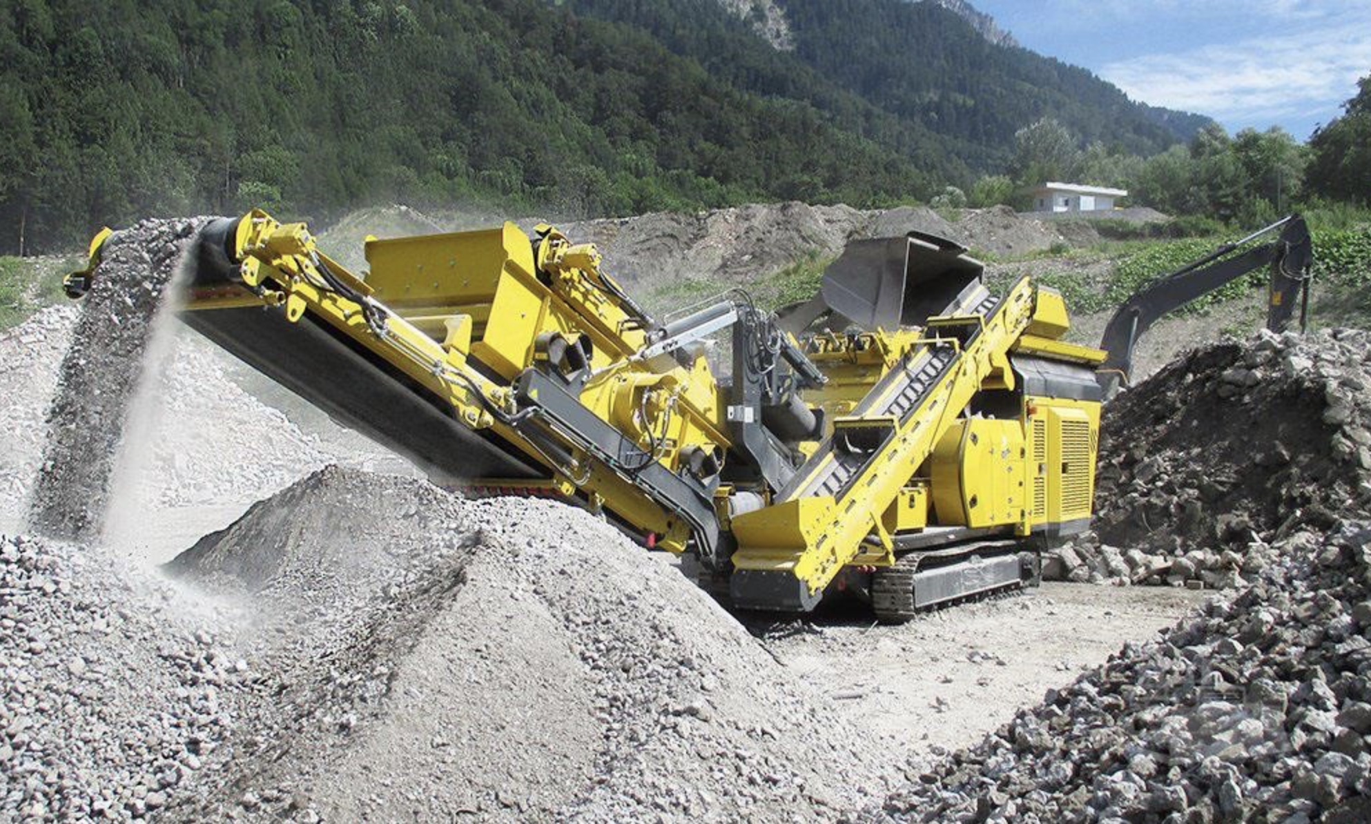 2023 KEESTRACK R3