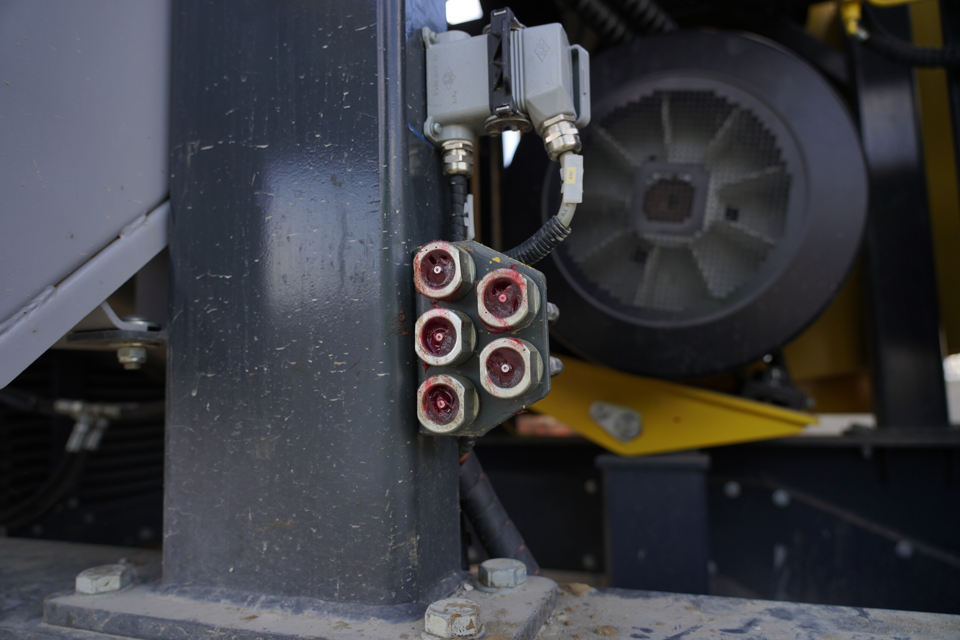 Keestrack i4e Reversible Impact Crusher