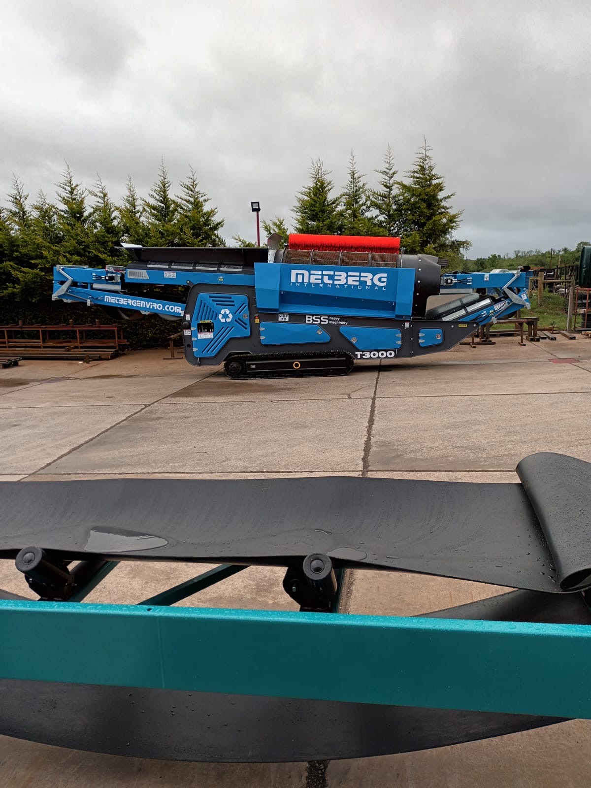 Metberg Enviro T3000 Tracked Trommel
