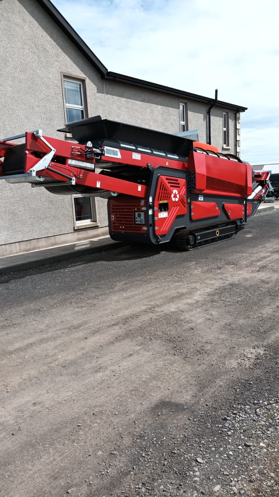 Metberg Enviro T3000 Tracked Trommel
